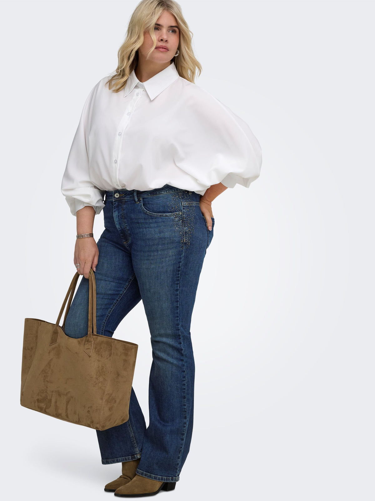 Pantaloni 15363015