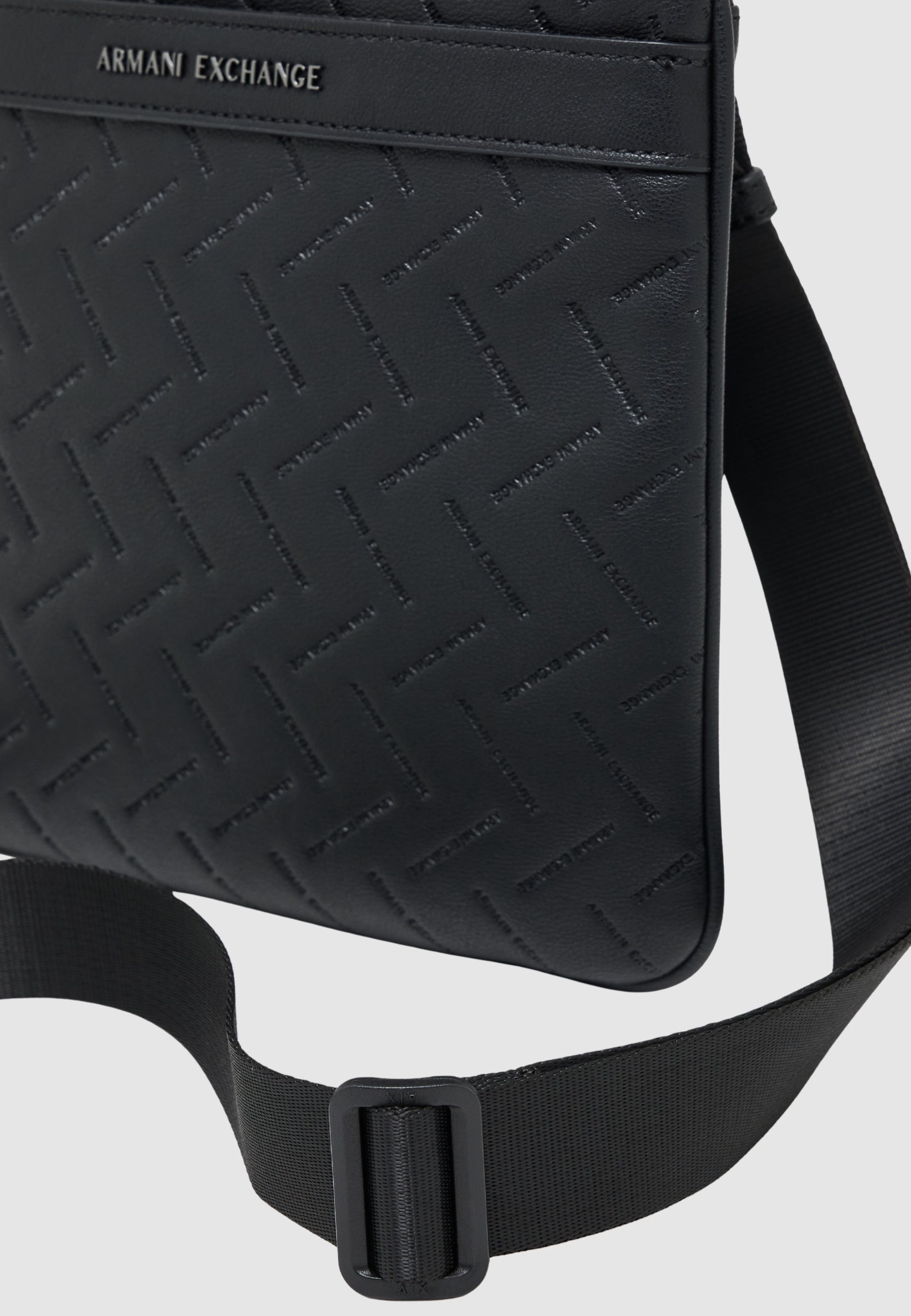 Borse Armani Exchange XM002597