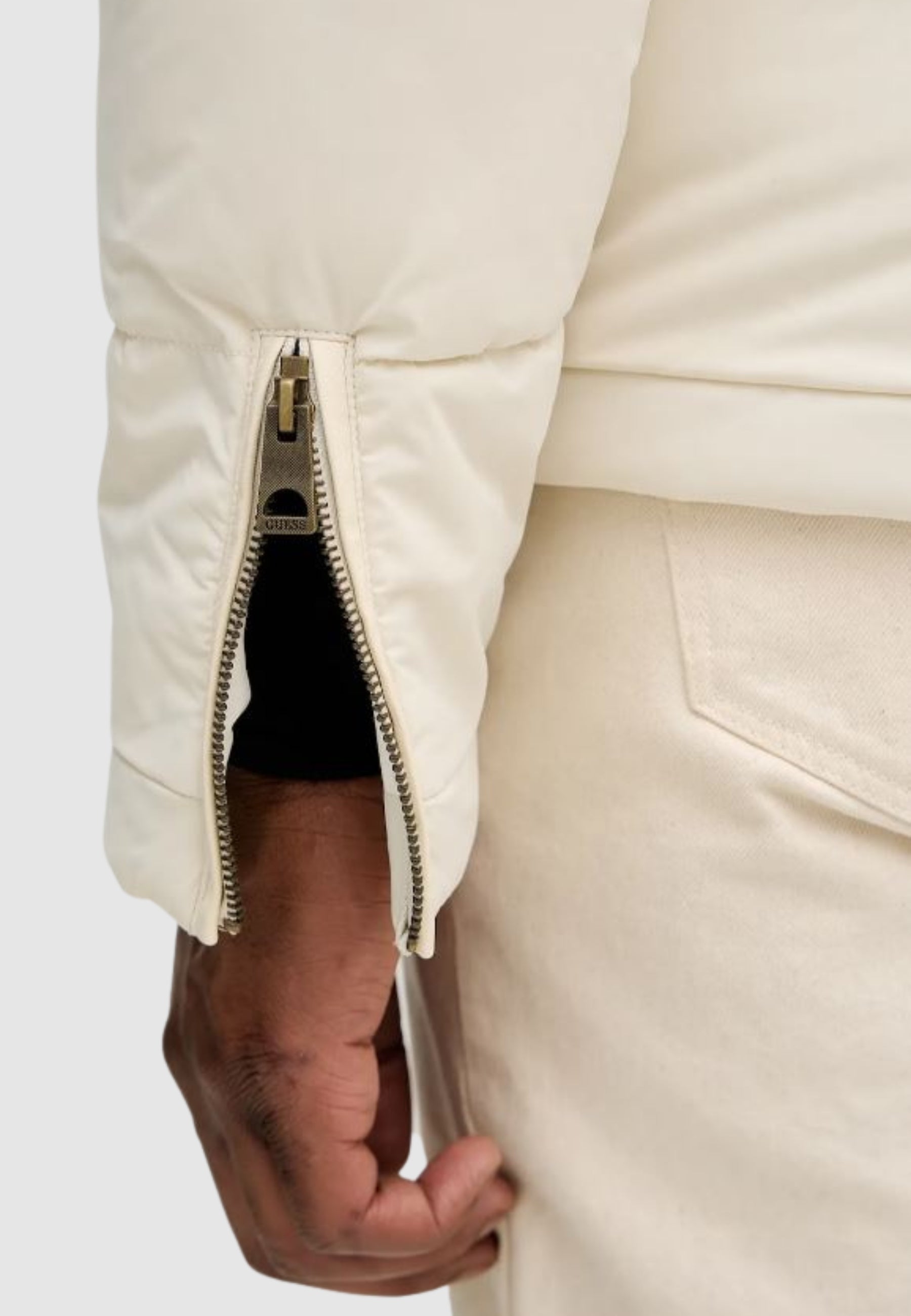 Giubbotto Guess M5BL2CW2762