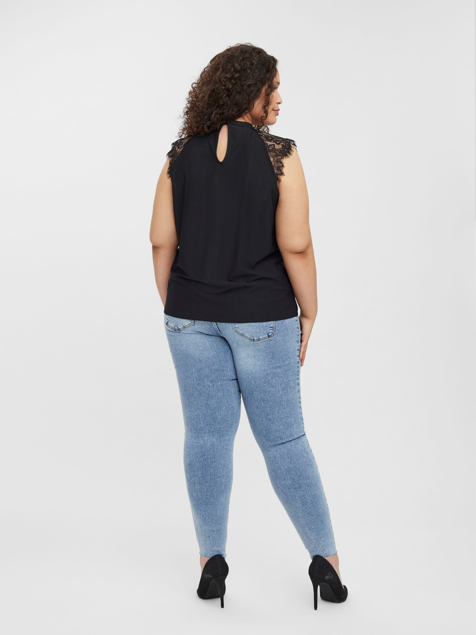 T-Shirt e Polo VERO MODA CURVE 10271601