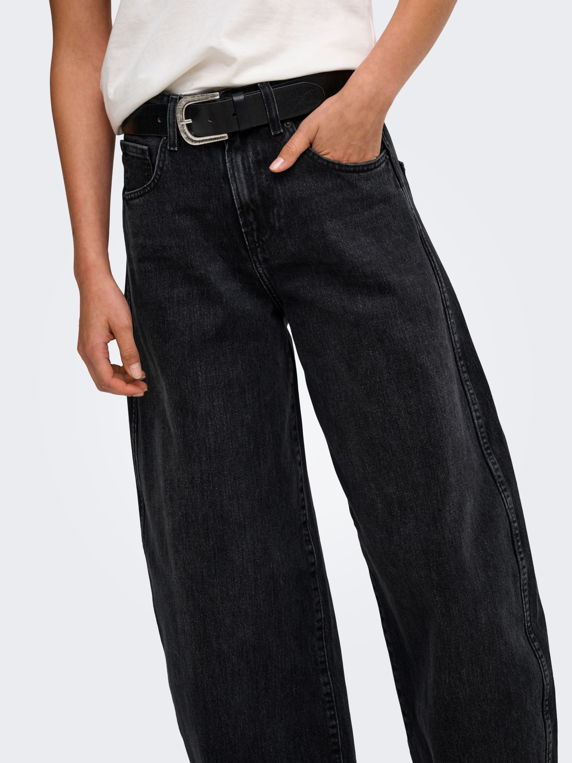 Pantaloni 15363234