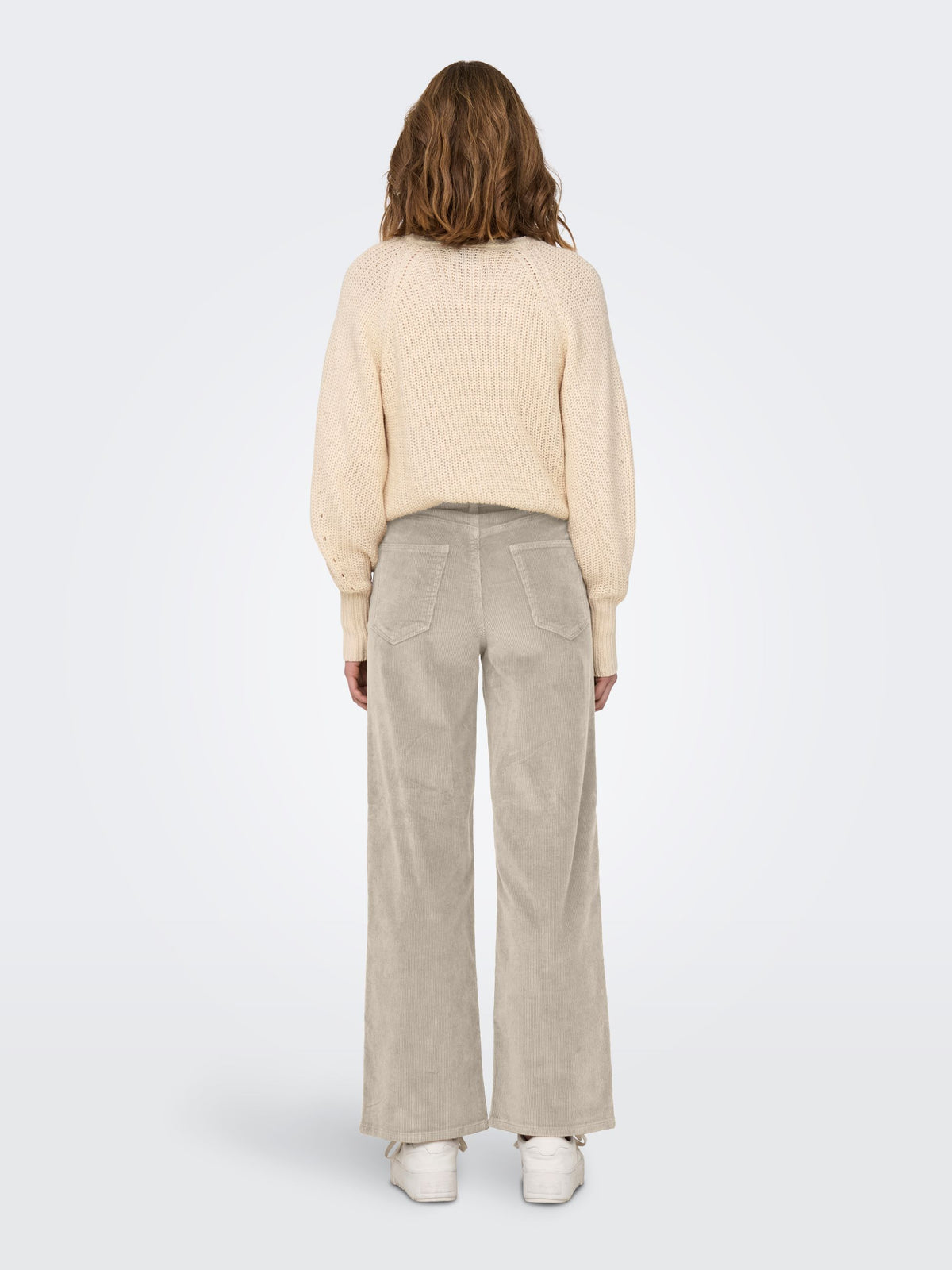 Pantaloni 15263179