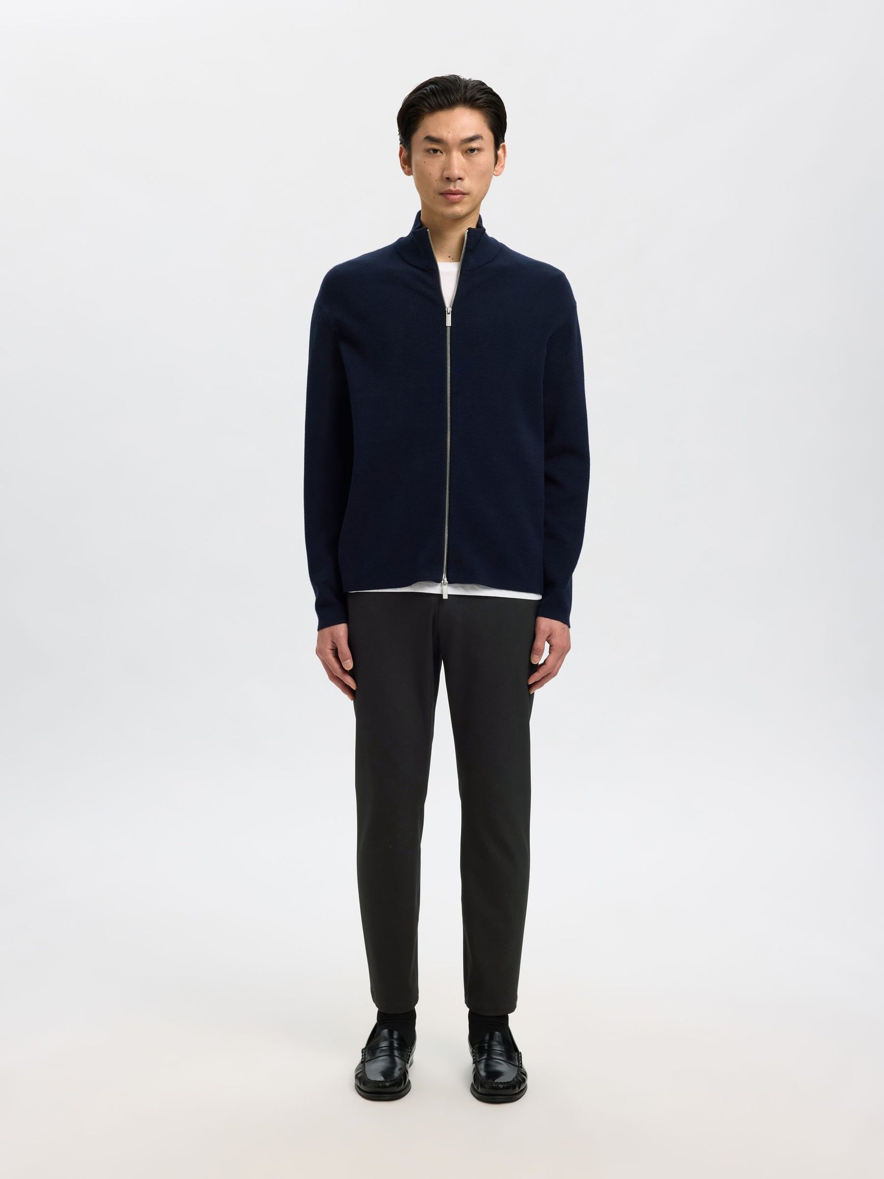 Pantaloni 16090460