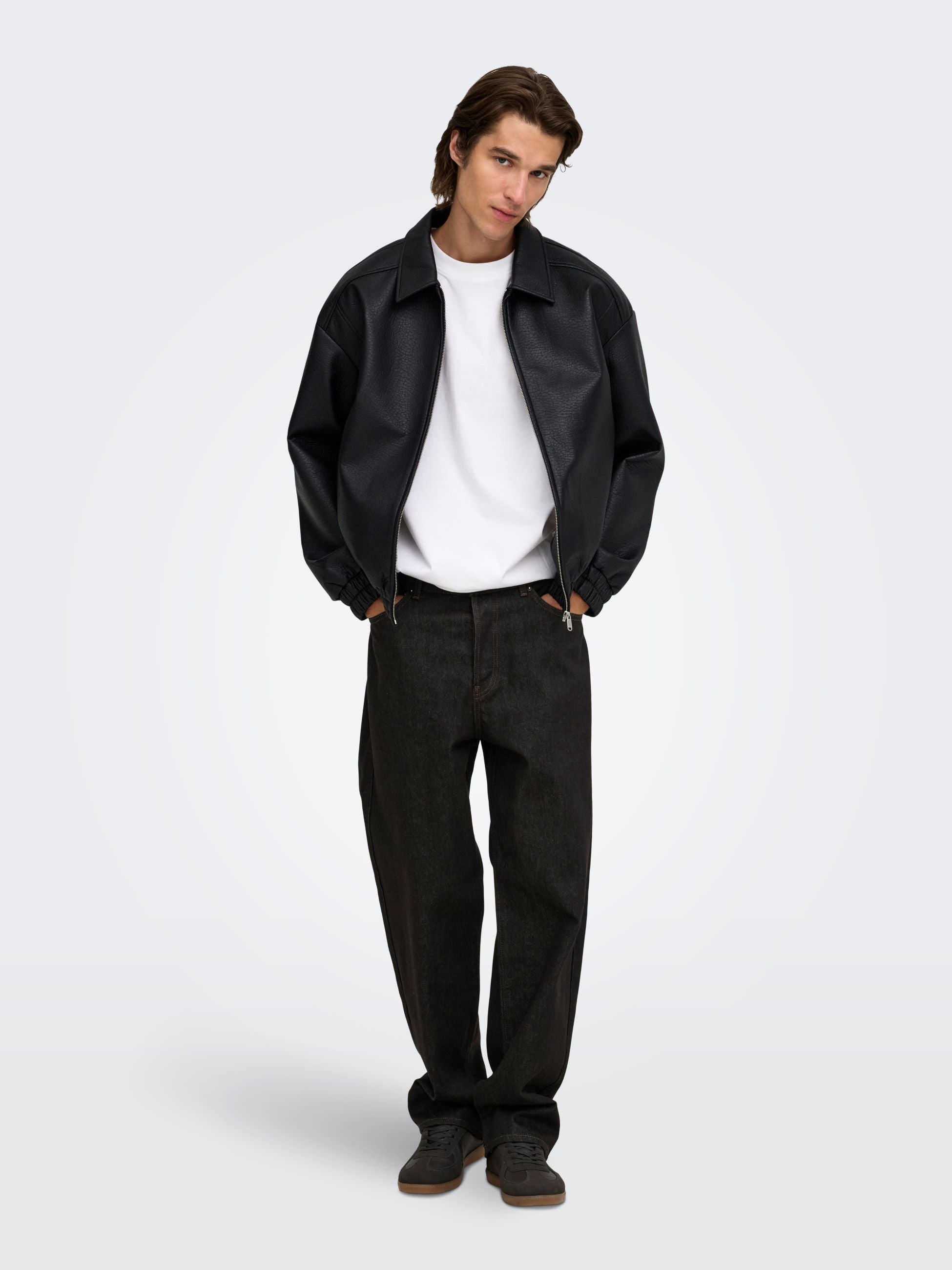 Pantaloni 22039479