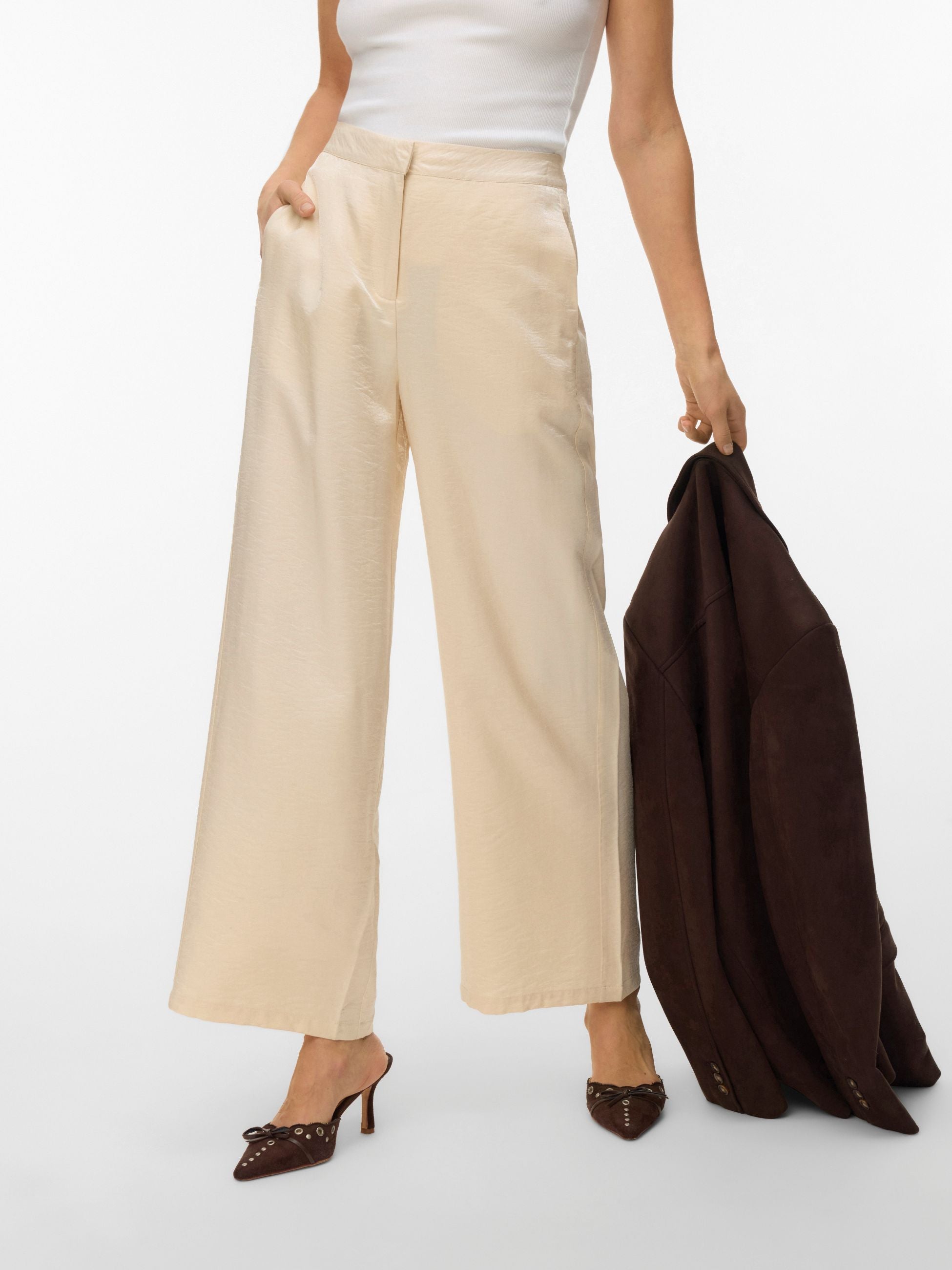 Pantaloni VERO MODA 10337295
