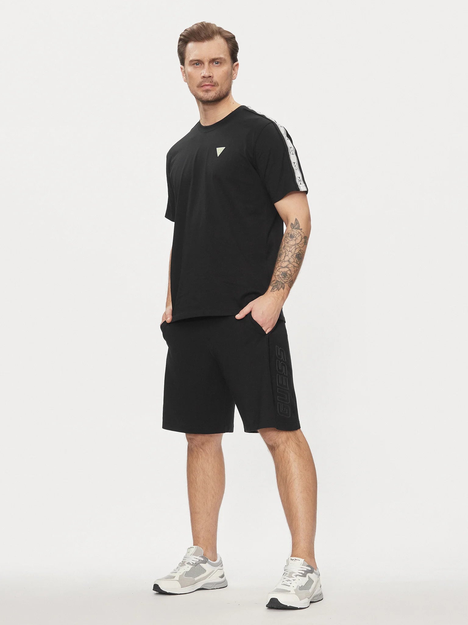 Pantaloncini Guess Athleisure Z4GD10KC582