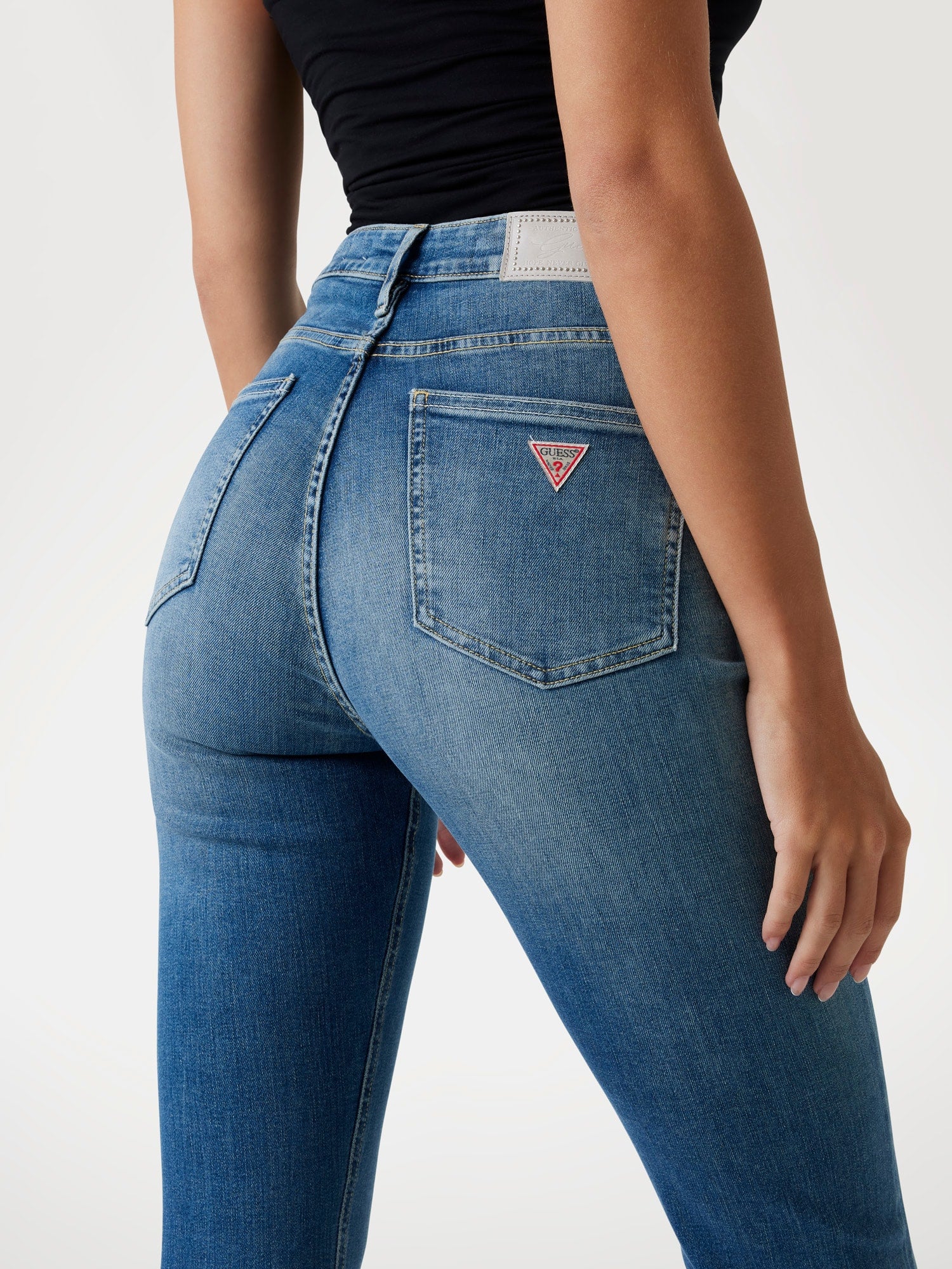 Pantaloni Guess W5YA0LD5PY5