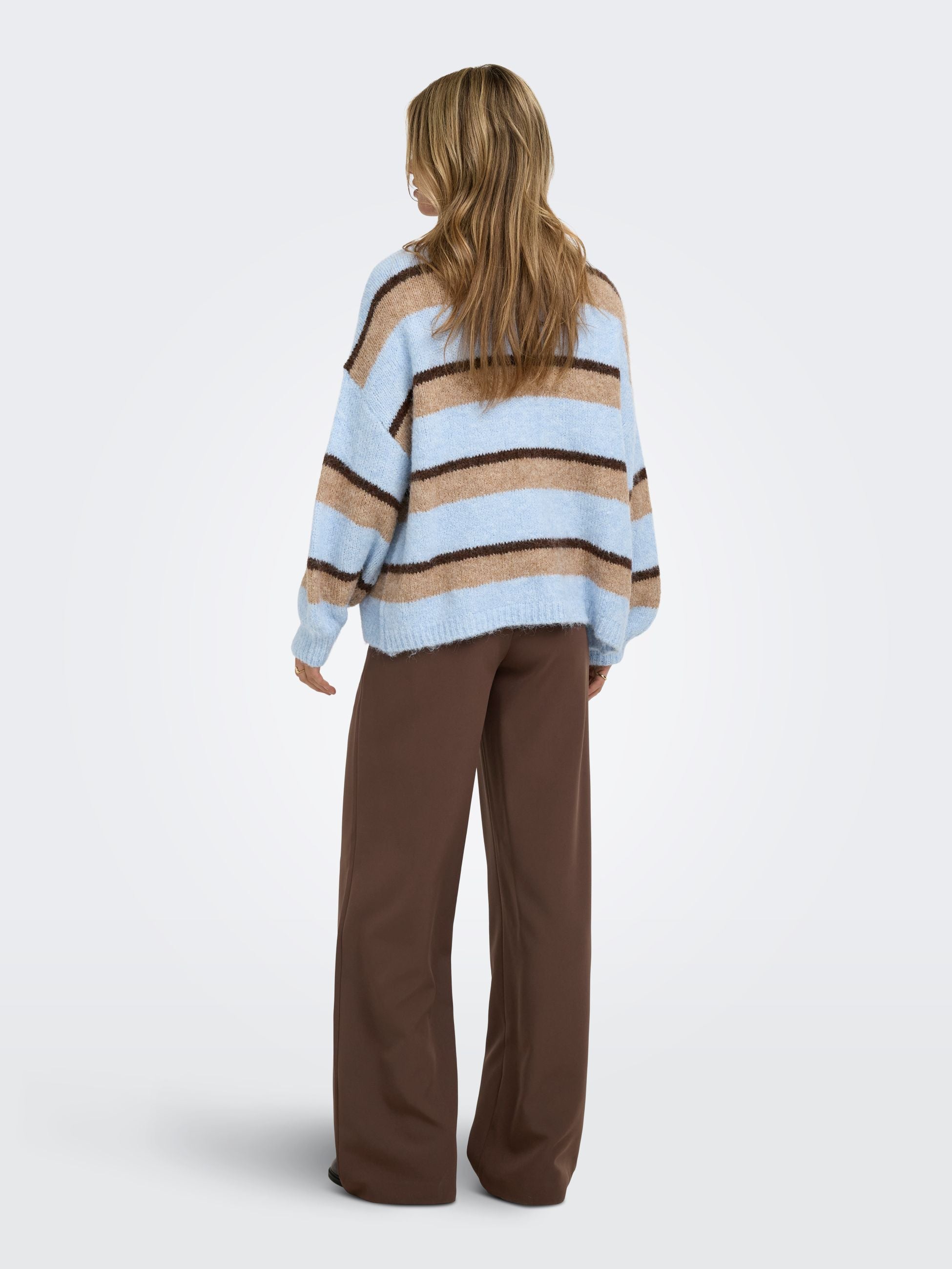 Pantaloni 15377077