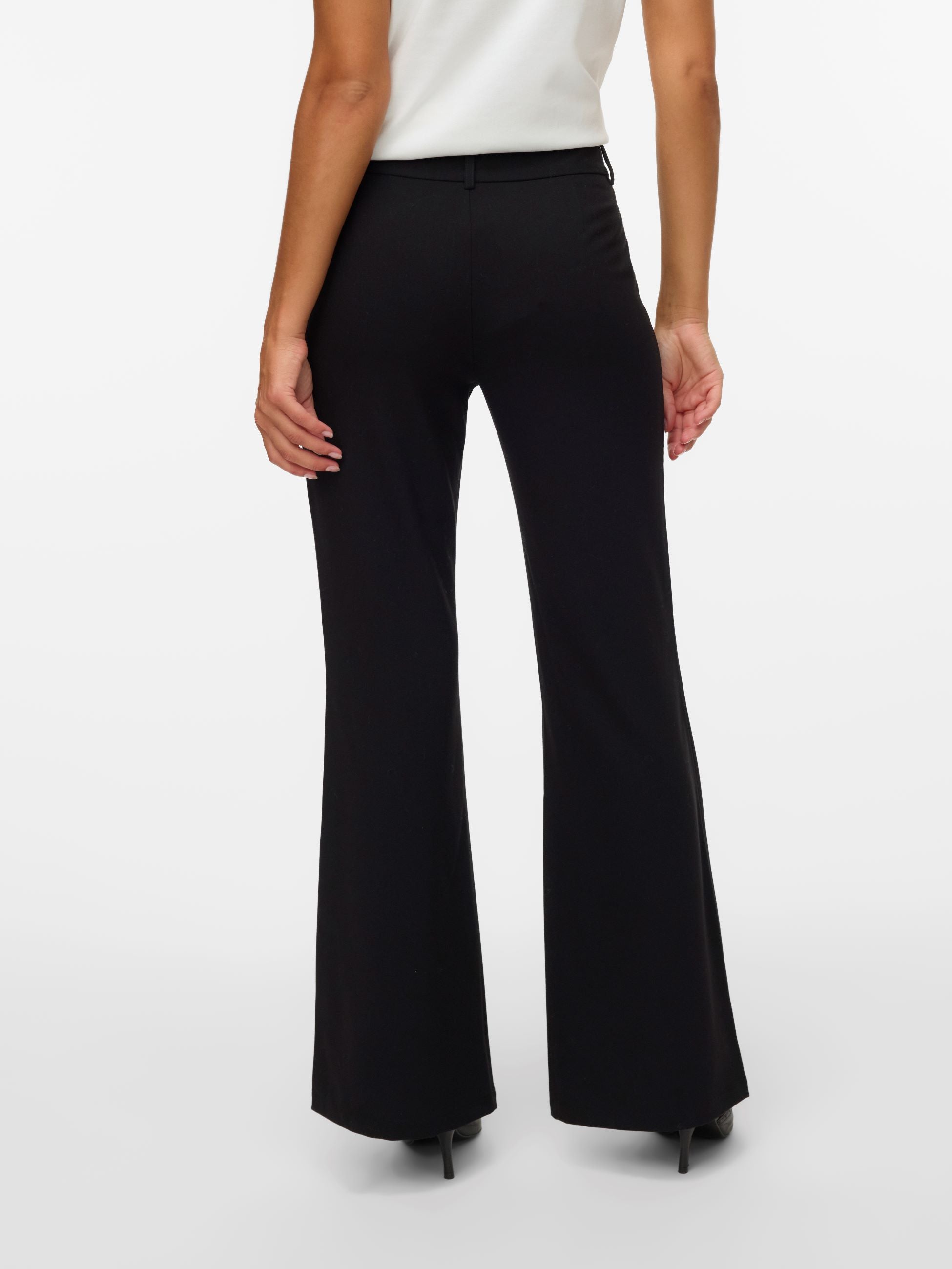 Pantaloni VERO MODA 10336960