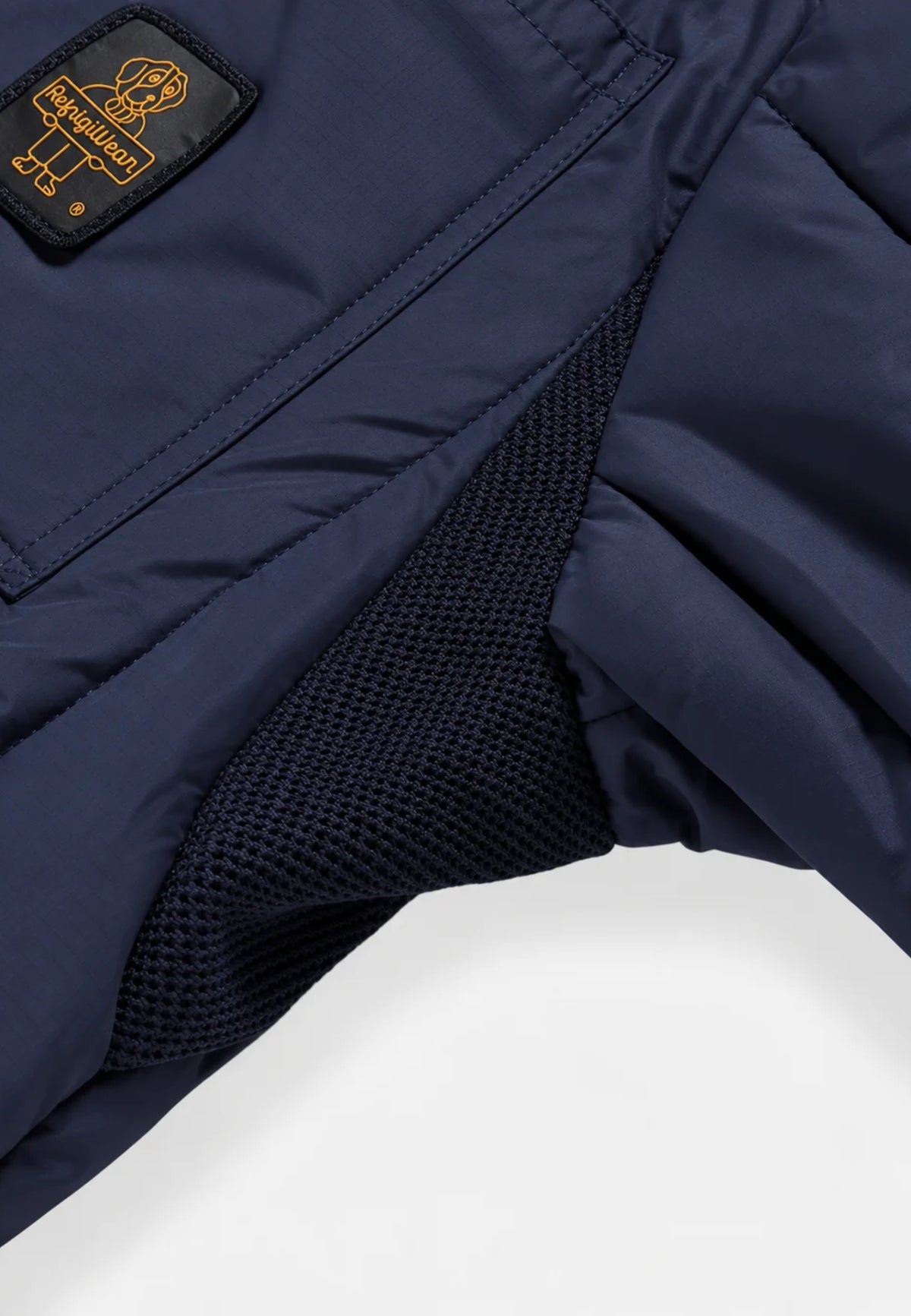 Giubbotto trapuntato con cappuccio Refrigiwear, blu scuro, dettaglio dell'inserto a rete