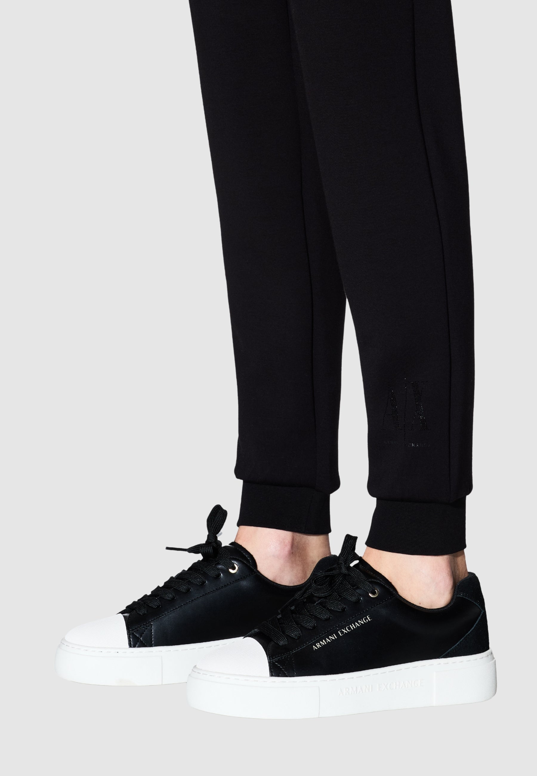 Pantaloni Armani Exchange XW000828