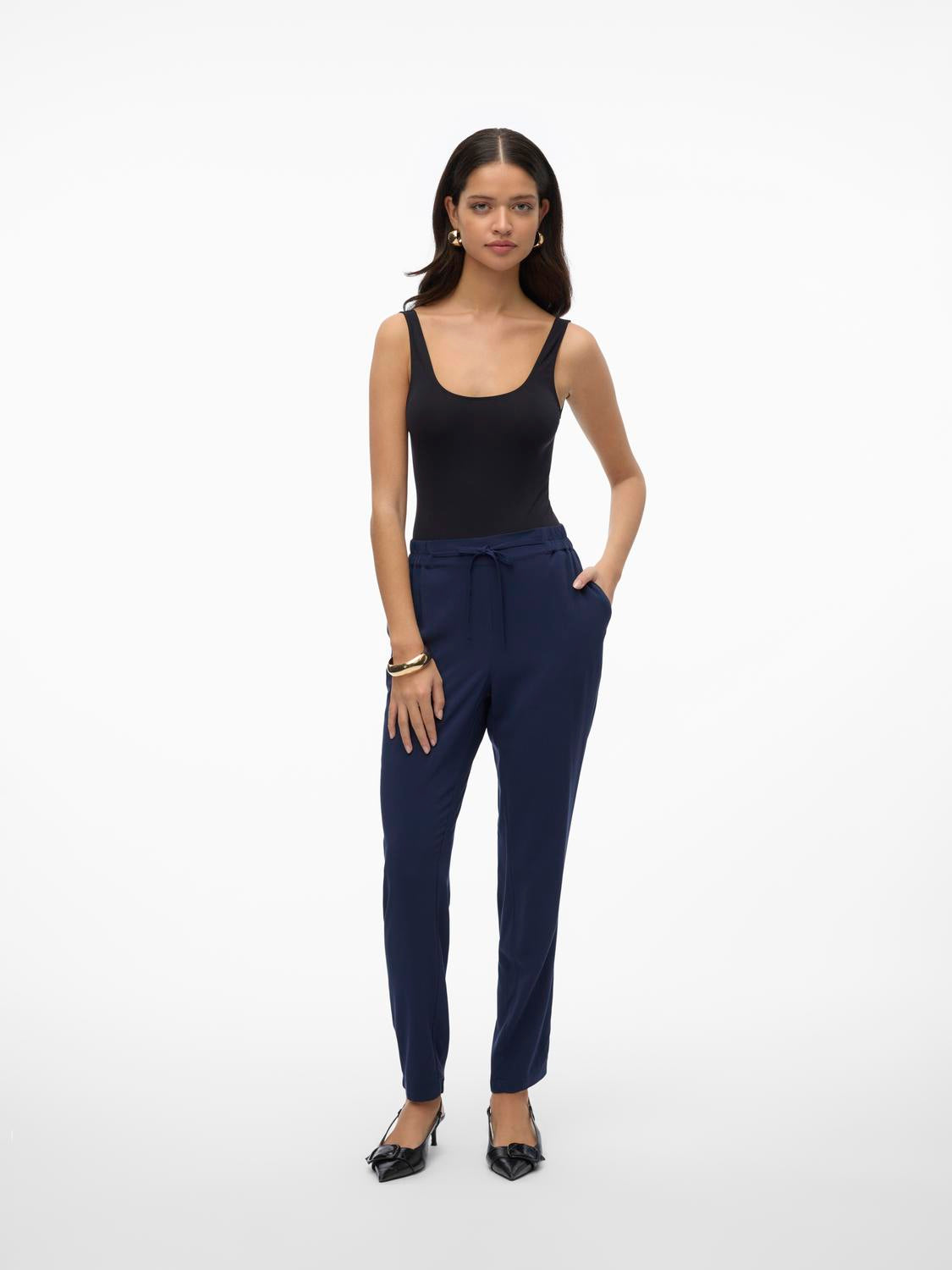 Pantaloni VERO MODA 10302045