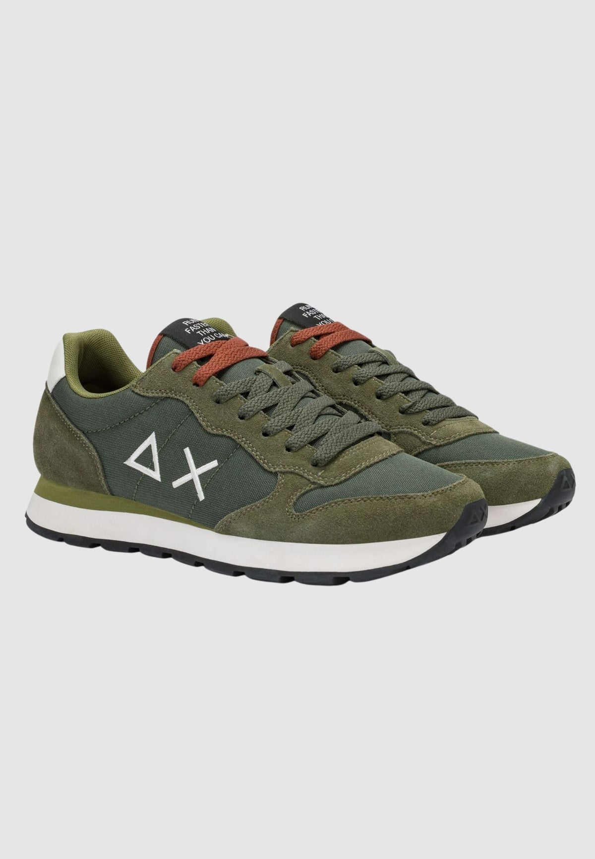 Scarpe BZ46101