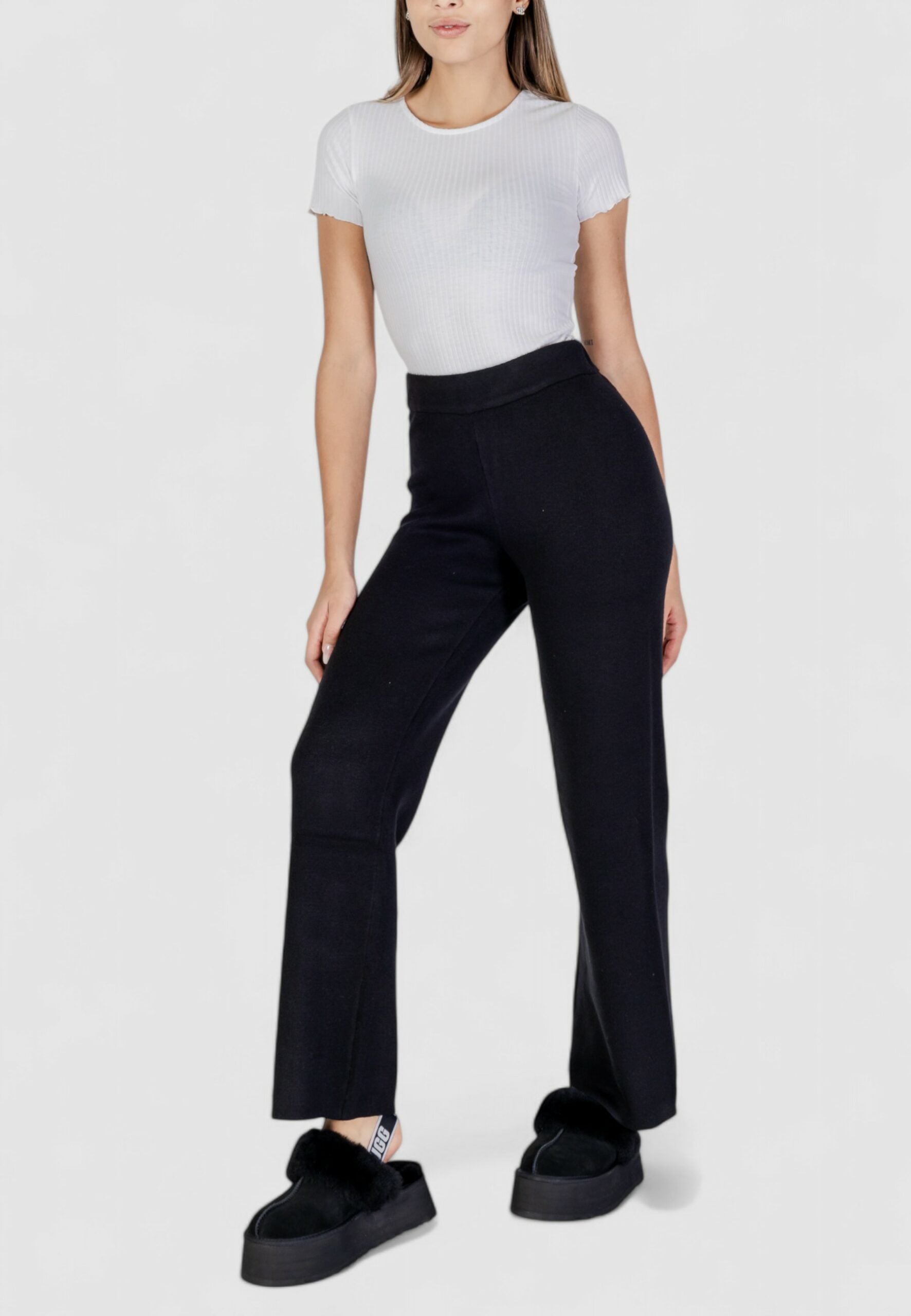 Pantaloni VERO MODA 10314220