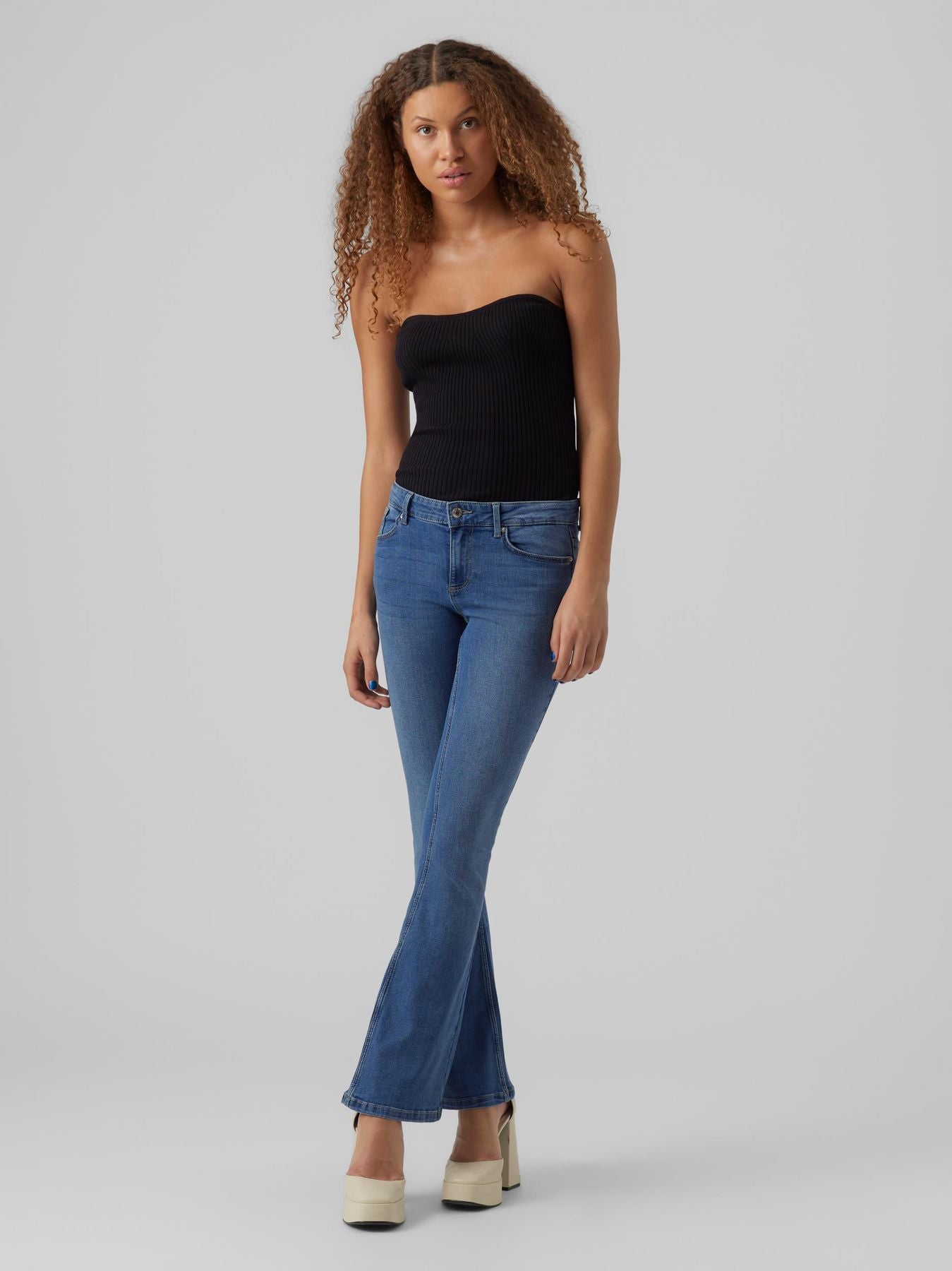 Pantaloni VERO MODA 10279177