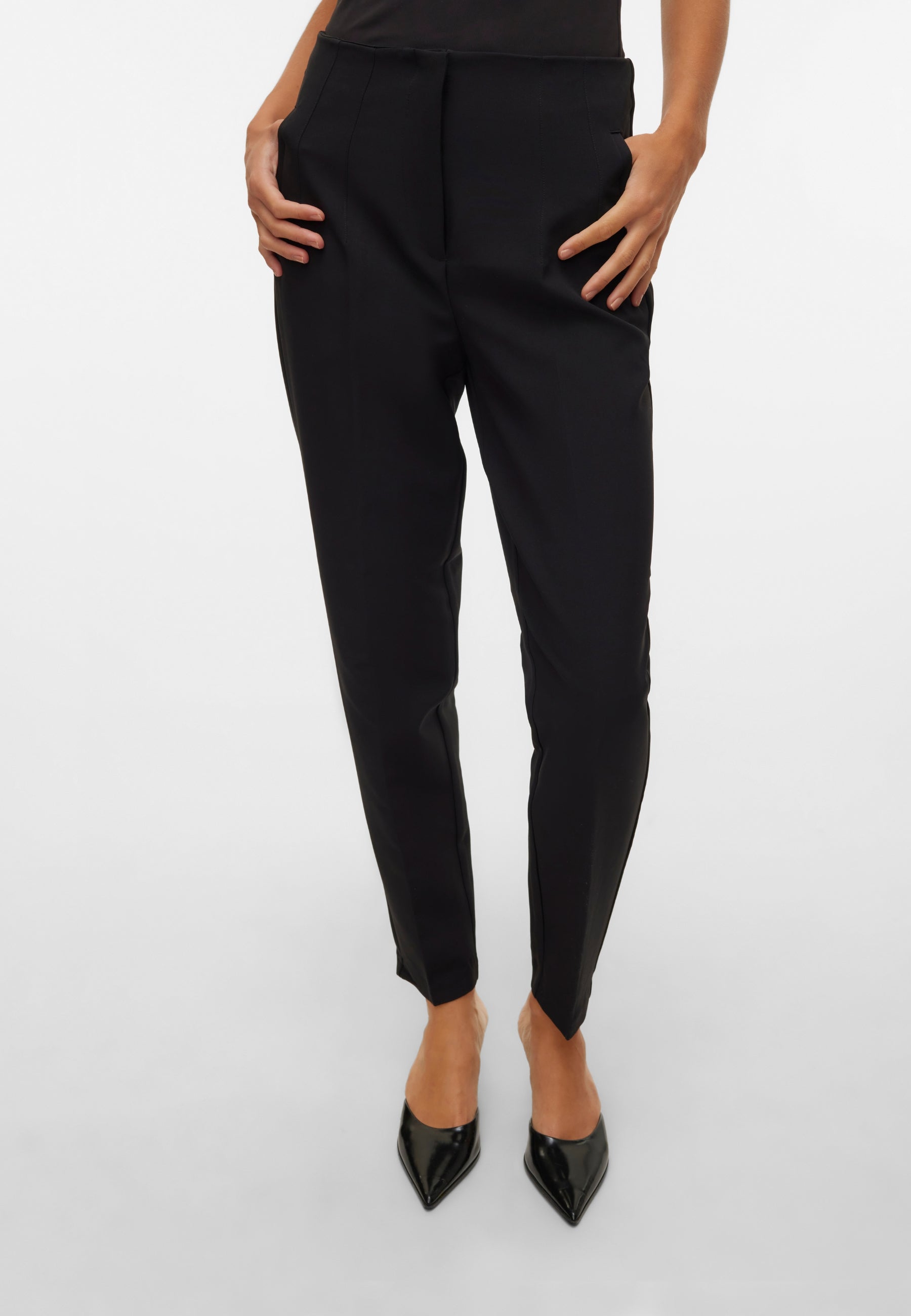 Pantaloni VERO MODA 10309140