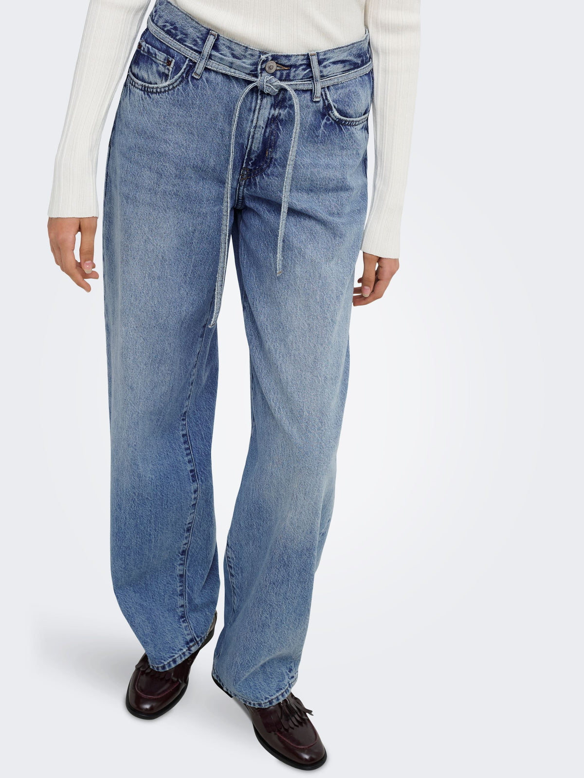 Pantaloni 15325796