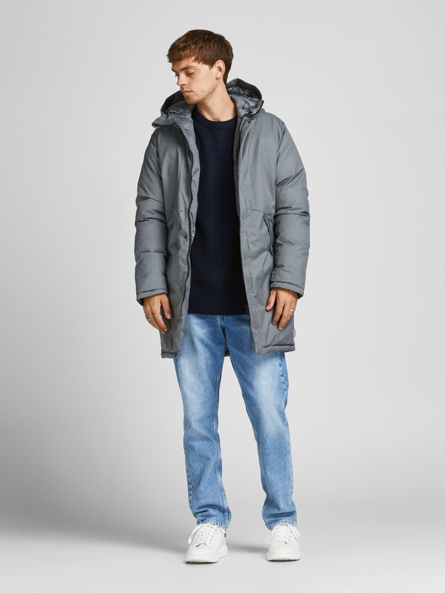 12189200 - Maglione girocollo con trama a due sensi.