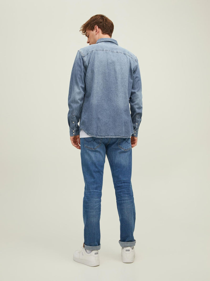 12138115 - Camicia di jeans, bottoni in madreperla, a clip