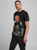 12189738 - T-shirt modello Over con stampa basket.