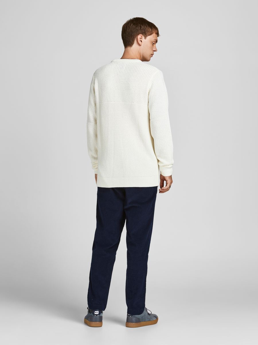 12189200 - Maglione girocollo con trama a due sensi.